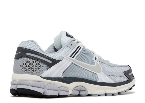 Nike Zoom Vomero 5 Pure Platinum - Image 3