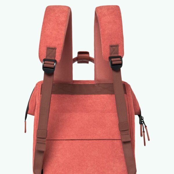 Adventurer Medium Newcastle Backpack - Image 9