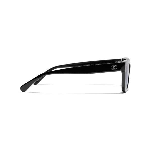 Square Sunglasses - Black. Lenses: Grey, Polarized, Gradient - Image 3