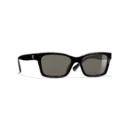 Square Sunglasses - Black & Beige. Lenses: Brown