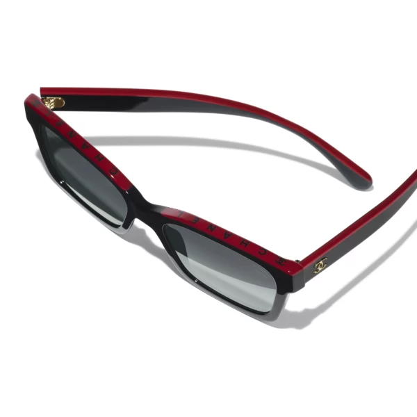 Square Sunglasses - Black & Red. Lenses: Grey, Polarized, Gradient - Image 4